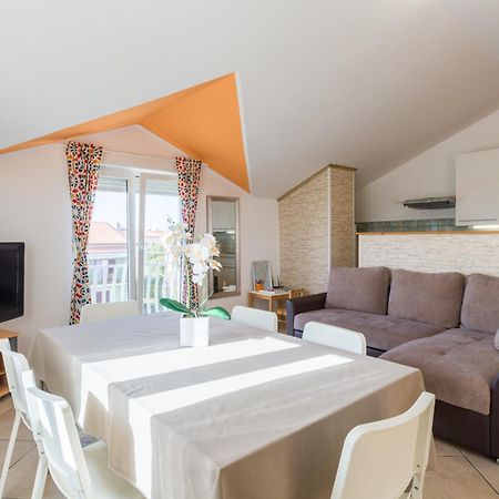Trbovic Apartments Peaceful Stay With Free Parking, Pet-Friendly, And Bike Storage In Umag Bagian luar foto