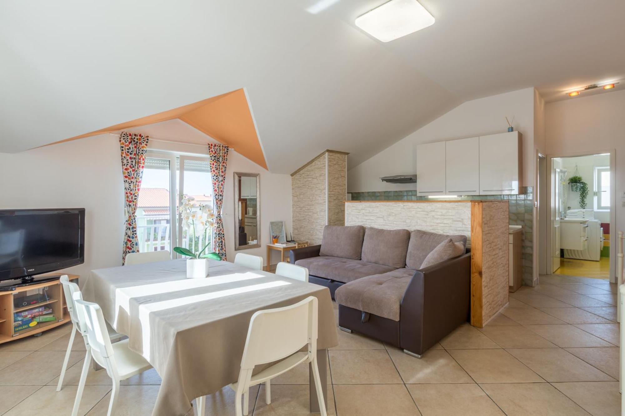 Trbovic Apartments Peaceful Stay With Free Parking, Pet-Friendly, And Bike Storage In Umag Bagian luar foto