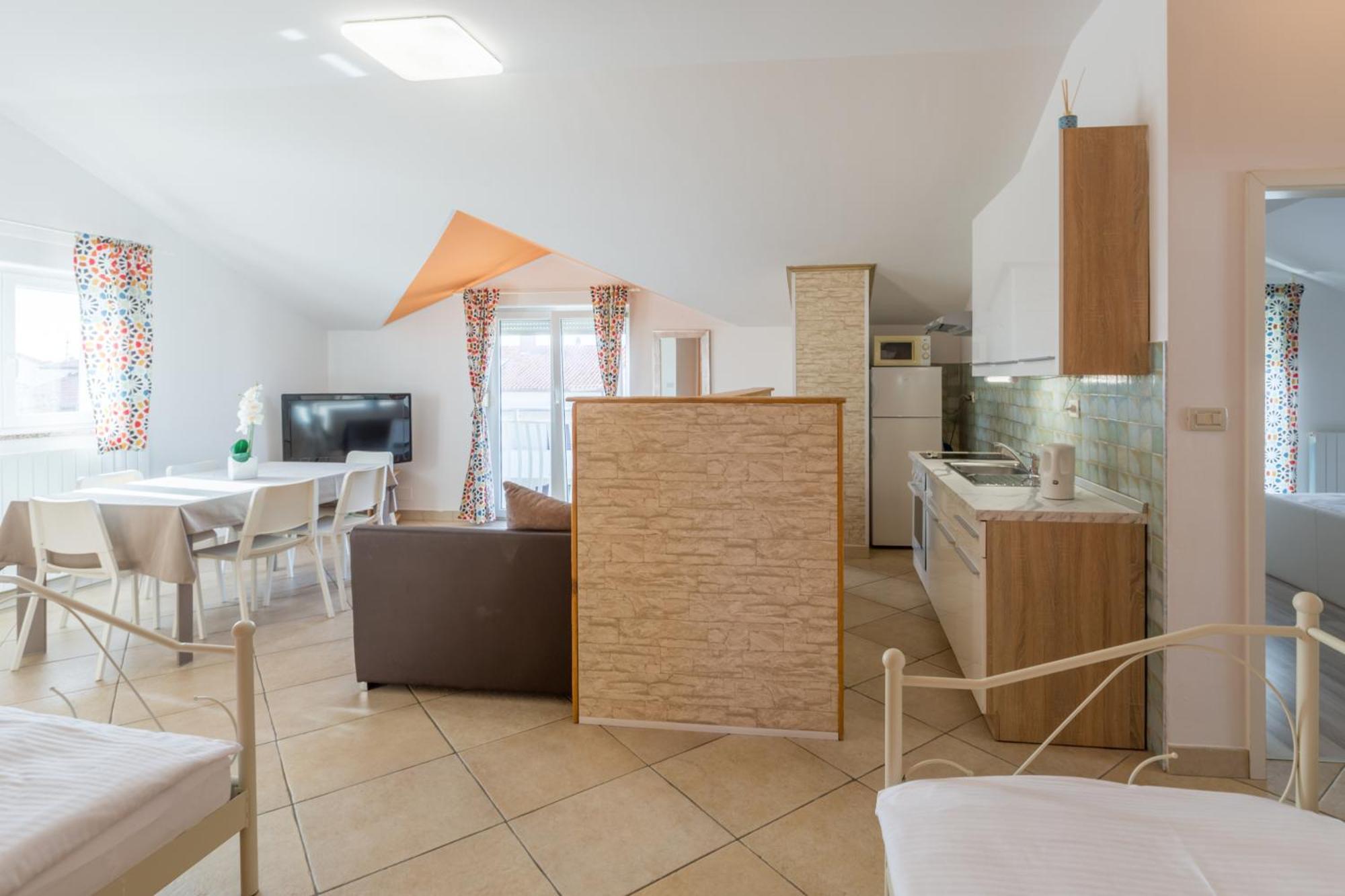 Trbovic Apartments Peaceful Stay With Free Parking, Pet-Friendly, And Bike Storage In Umag Bagian luar foto