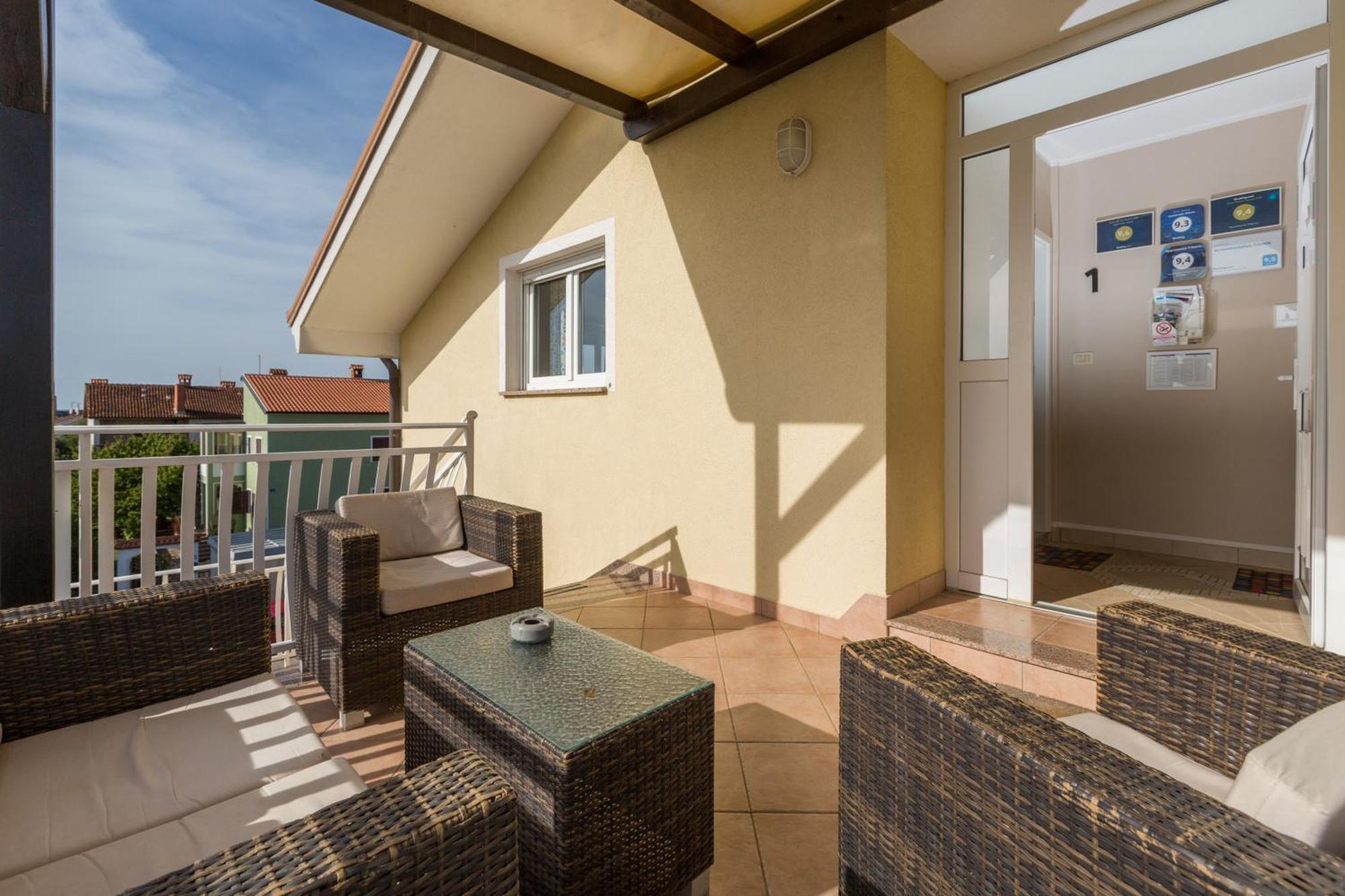 Trbovic Apartments Peaceful Stay With Free Parking, Pet-Friendly, And Bike Storage In Umag Bagian luar foto